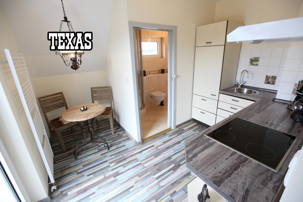 Apartmán Little Hawaii & Texas Bad Wildungen Pokoj fotografie
